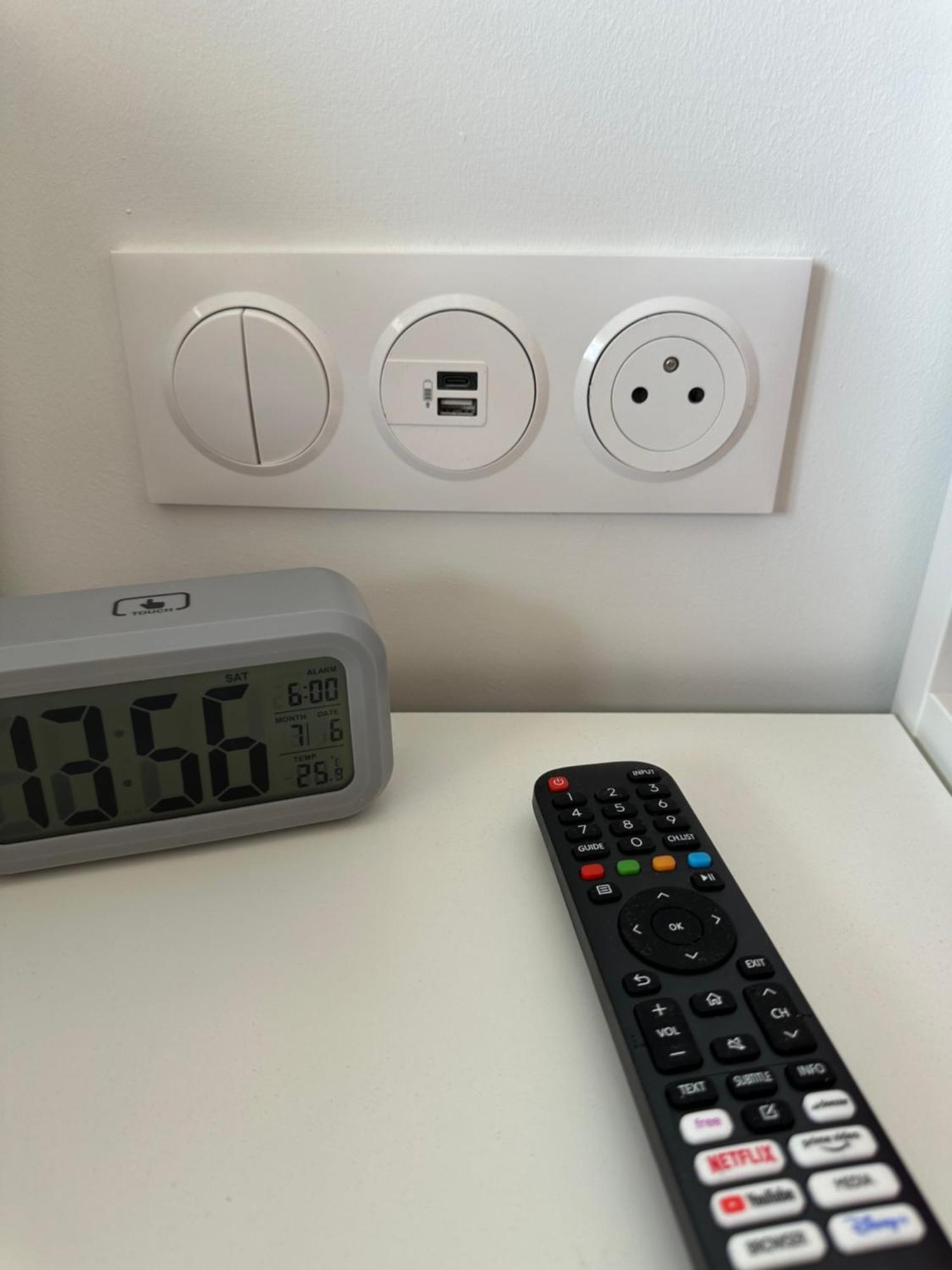 Paris Pantin Magnifique Appartement 4 Pieces De 108M2 Avec 2 Parking Interieur - Tres Cosy Pour 1 A 12 Personnes - Entierement Refait A Neuf Entire Apartment Luxurious And Warm - Pantin Paris 19 Eme Free Wifi Gratuit 外观 照片