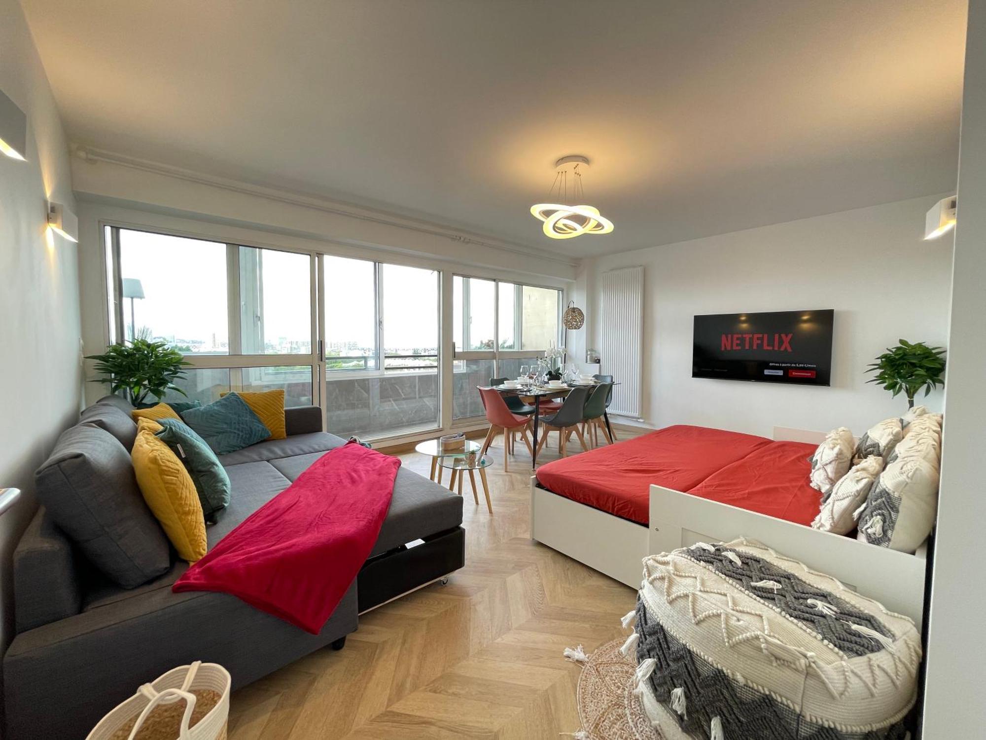 Paris Pantin Magnifique Appartement 4 Pieces De 108M2 Avec 2 Parking Interieur - Tres Cosy Pour 1 A 12 Personnes - Entierement Refait A Neuf Entire Apartment Luxurious And Warm - Pantin Paris 19 Eme Free Wifi Gratuit 外观 照片