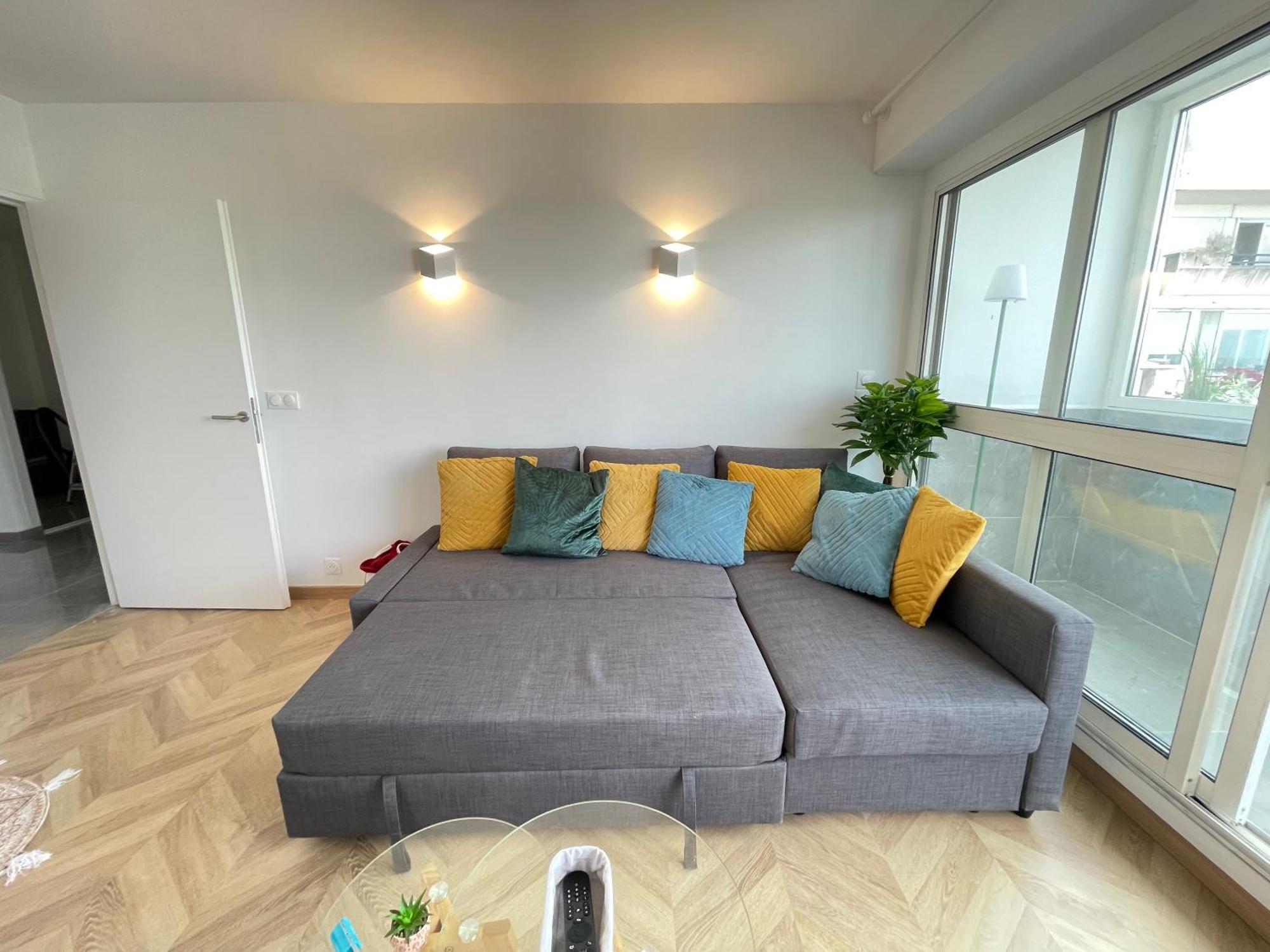 Paris Pantin Magnifique Appartement 4 Pieces De 108M2 Avec 2 Parking Interieur - Tres Cosy Pour 1 A 12 Personnes - Entierement Refait A Neuf Entire Apartment Luxurious And Warm - Pantin Paris 19 Eme Free Wifi Gratuit 外观 照片